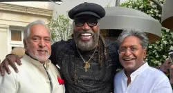 chris gayle meets vijay mallya and lalit modi in london sportstiger