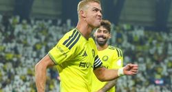 cristiano ronaldo records stunning flick to guide al nassr to 2 1 win over al taawoun