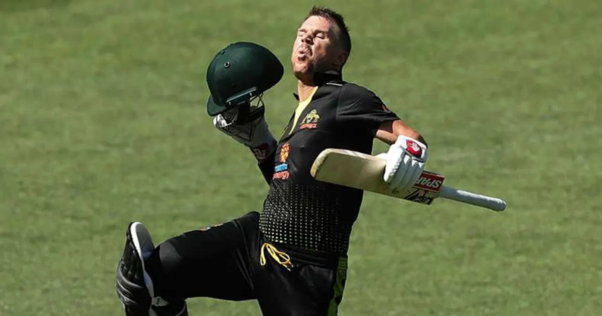 david warner 100 off 56 v sri lanka at adelaide in 2019
