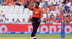 deepti sharma vs manchester super giants