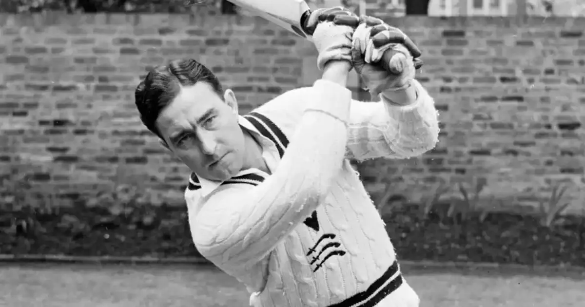 denis compton 818 runs in 8 matches