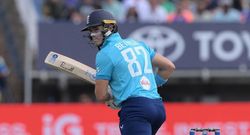fans praise ben duckett jacob bethell as england dominate powerplay in first india odi