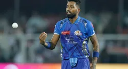 hardik pandya rejoins mi camp