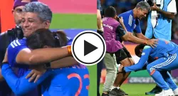 harmanpreet kaur touching amol mazumdar feet sportstiger