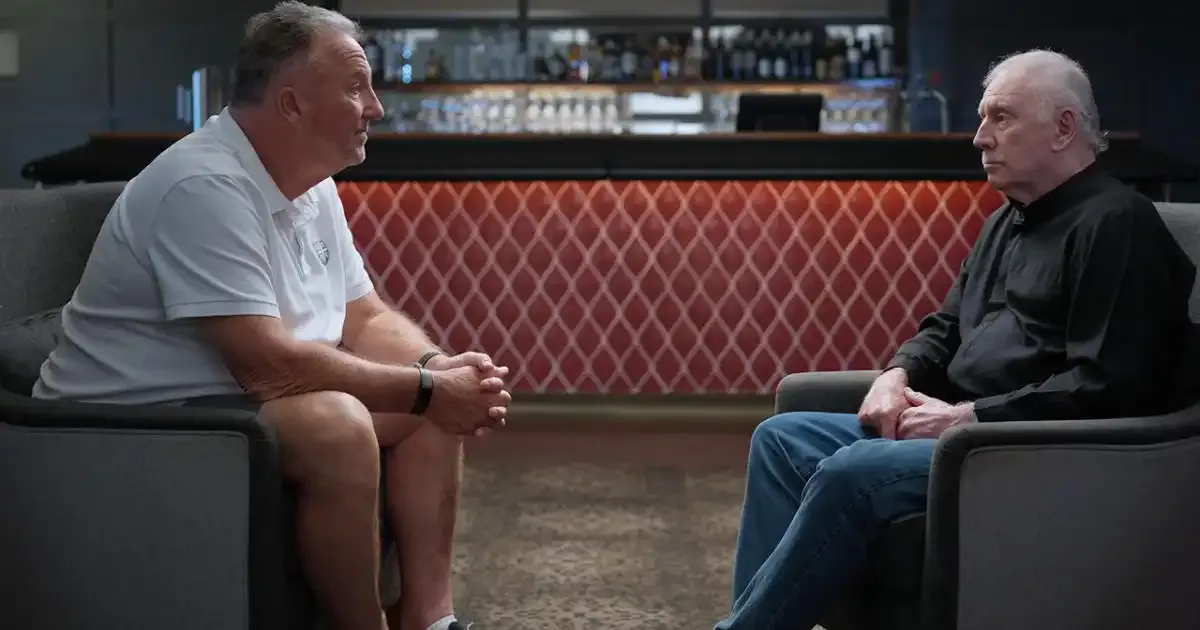 ian botham and ian chappell don t see eye to eye for nearly 50 years