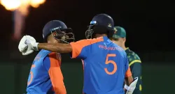 india beat australia convincingly by five wickets to level series 1 1 in hobart sportstiger