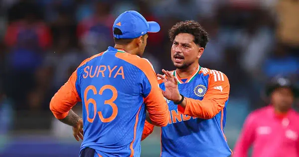 #PlayOfTheDay: Kuldeep's 2 wkts in 2 balls vs PAK