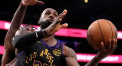 lebron james signs with philadelphia