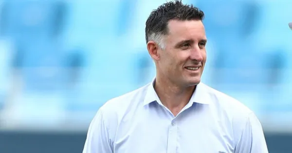 mike hussey england batting coach for ashes
