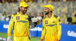 ms dhoni injury update