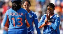 not even a rivalry x reacts as india outclass pakistan in their first game of women s t20 world cup