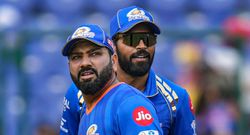 rohit sharma six on pandya