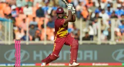 romario shephard maiden half century t20