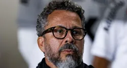 santos fc sack coach cleber xavier following 6 0 humiliation against vasco da gama sportstiger