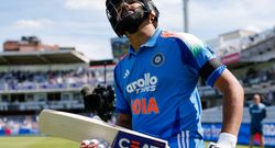 shardul thakur s hilarious response after commentator spots his bat