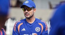 shubman gill misses india s warm up match after finger injury kl rahul leads on day 1