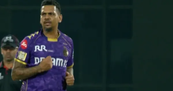 sunil narine 200 wkt t20