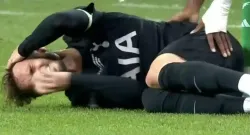 tottenham hotspur boss thomas frank gives worrying update on midfielder sportstiger