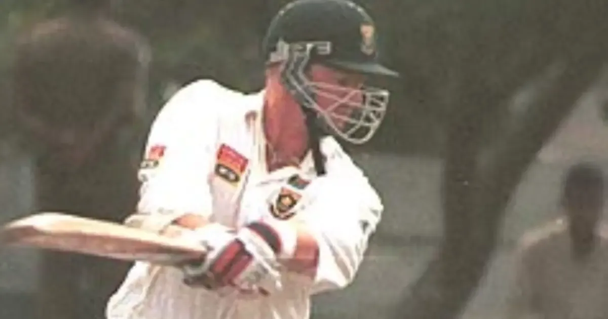 victory by 117 runs vs sri lanka 169 all out at kandy in 2000