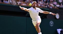 wimbledon 2026 novak djokovic beats roman safiullin to reach quarter finals breaks roger federer s record